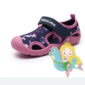 WATELVES kids water shoes w mermaid pattern size 29 NWT